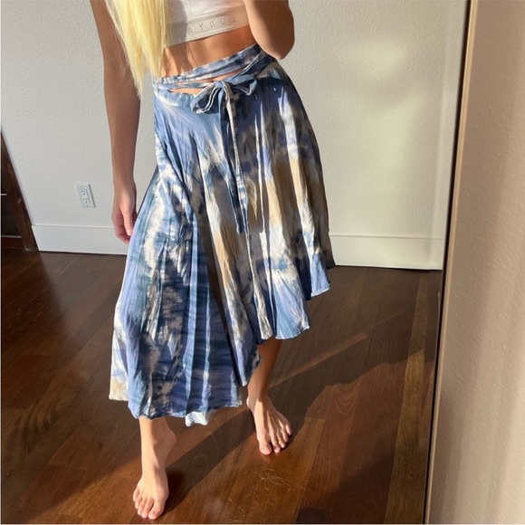 Tie Dye Skirt - Picture 3 of 3